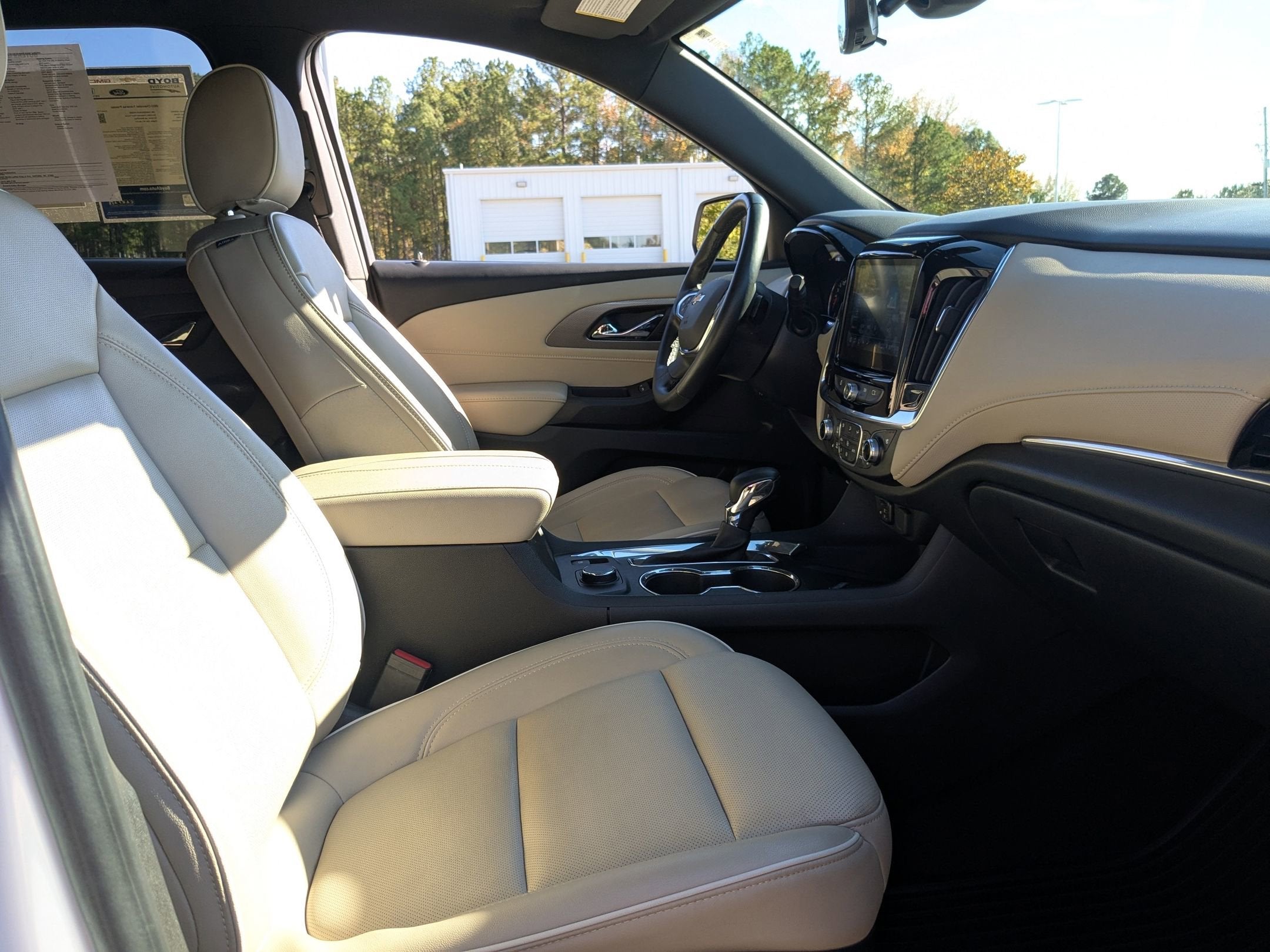 2023 Chevrolet Traverse Premier