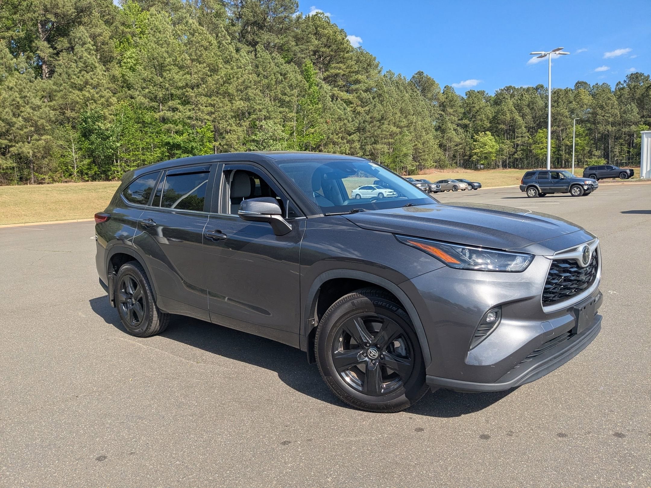 2023 Toyota Highlander LE