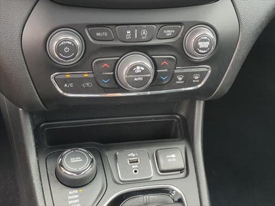 2023 Jeep Cherokee Altitude Lux 4x4