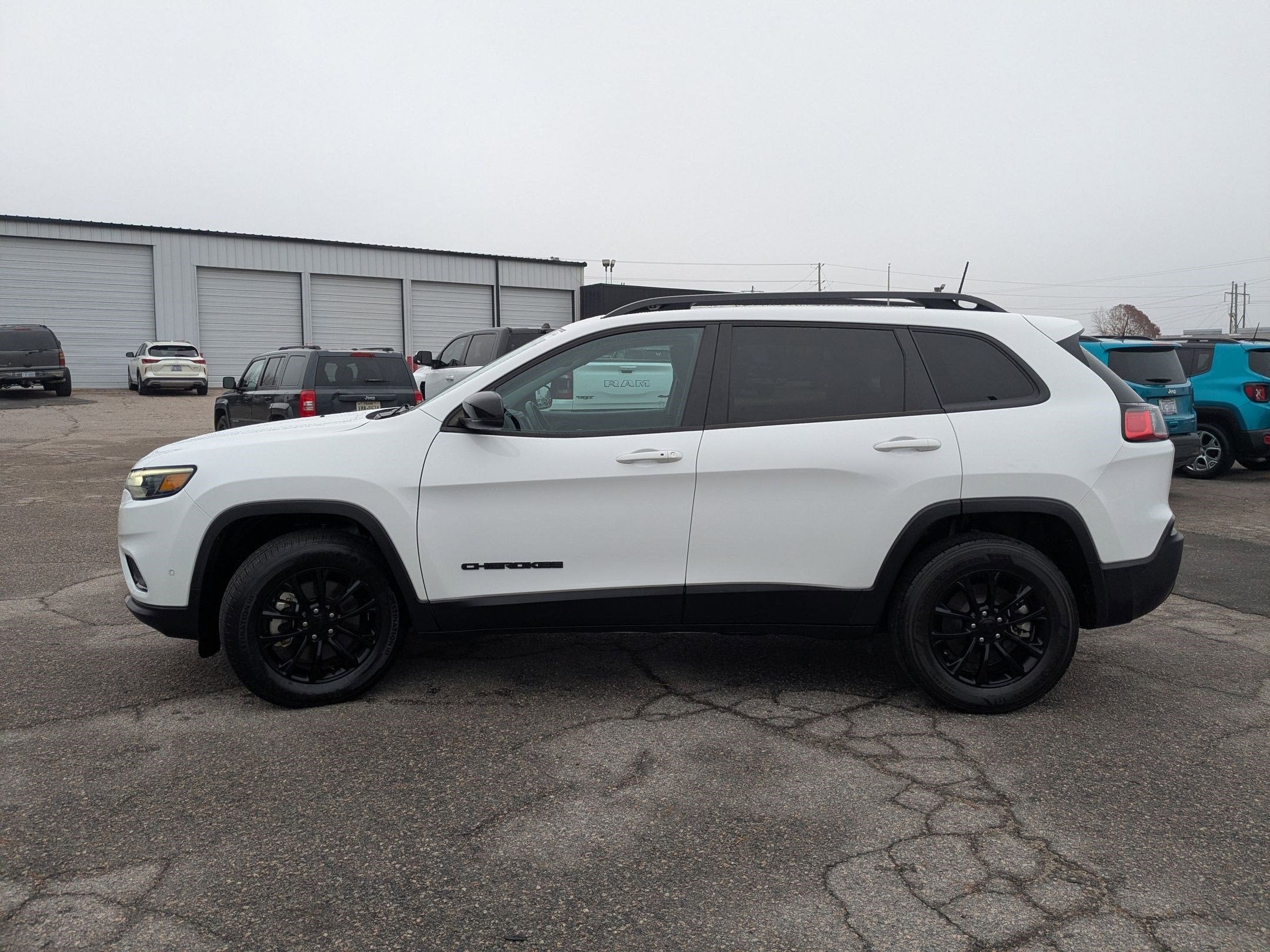 2023 Jeep Cherokee Altitude Lux 4x4