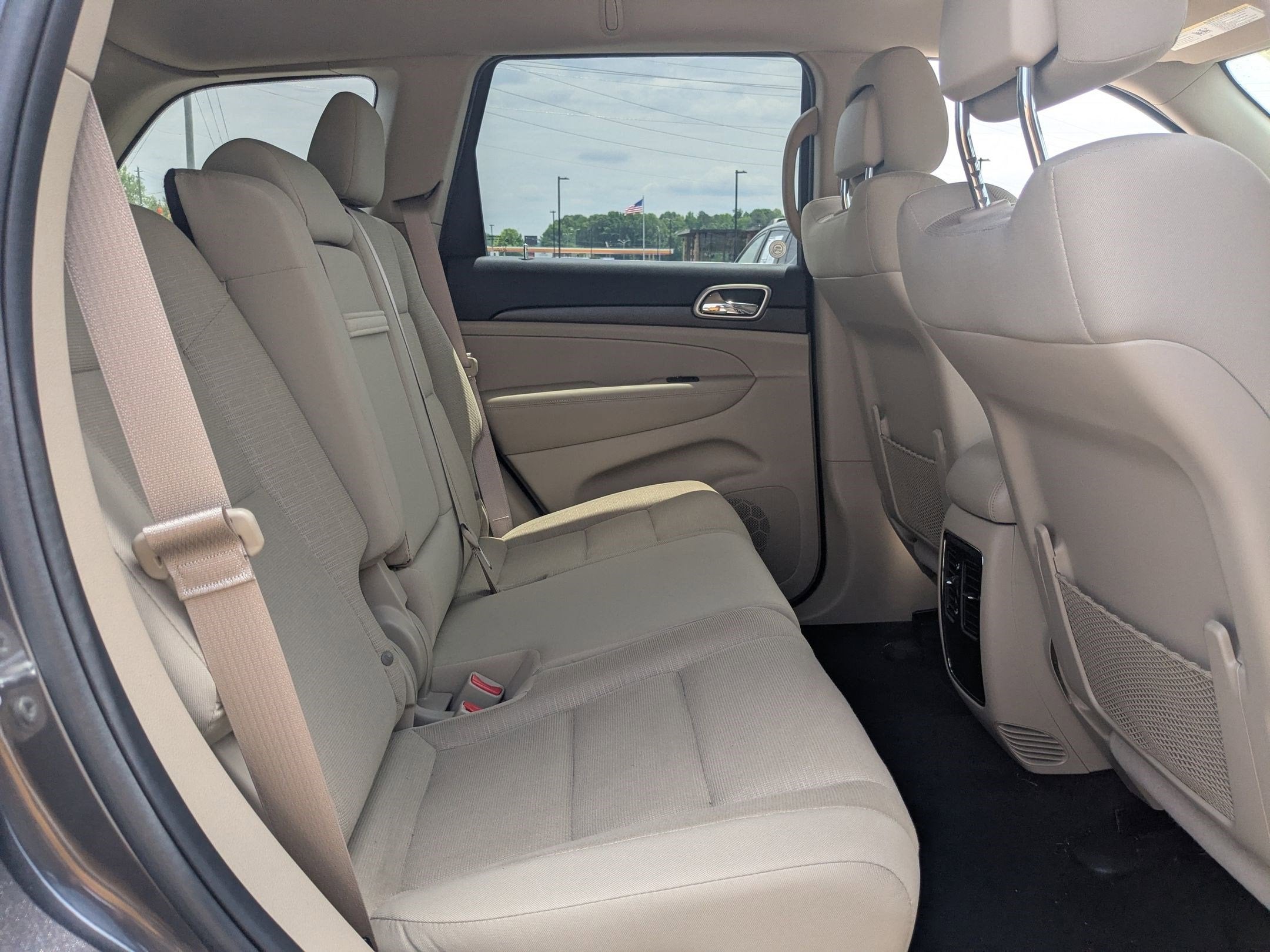 2017 Jeep Grand Cherokee Laredo 4x2
