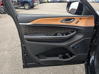 2024 Jeep Grand Cherokee Summit Reserve 4x4