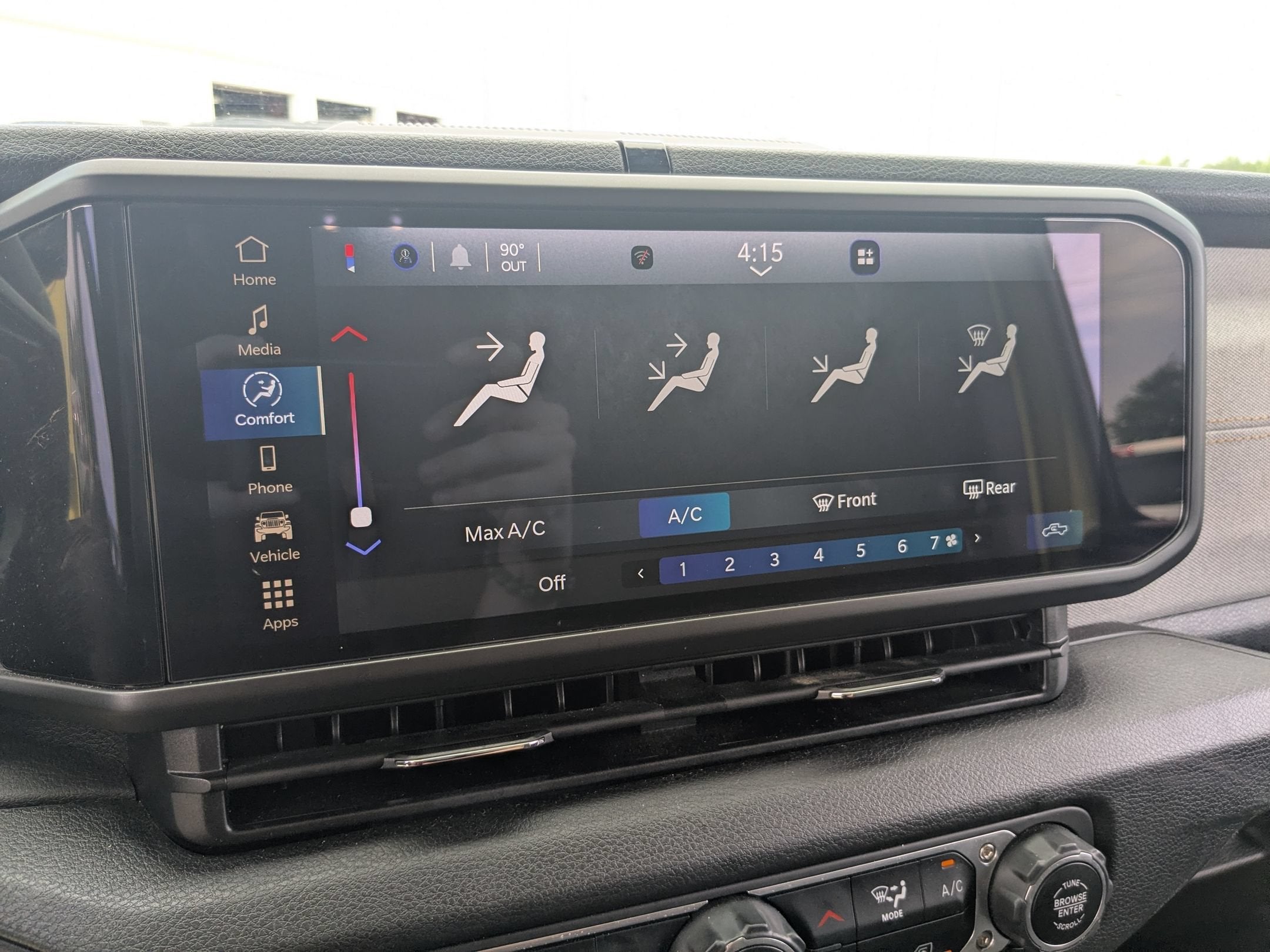 2024 Jeep Gladiator Nighthawk