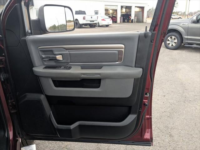 2018 RAM 1500 Big Horn Crew Cab 4x4 5'7' Box