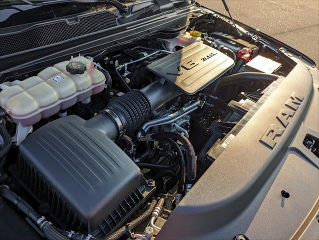 2025 RAM 1500 Big Horn Crew Cab 4x4 5'7' Box