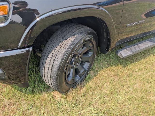 2025 RAM 1500 Big Horn Crew Cab 4x4 5'7' Box