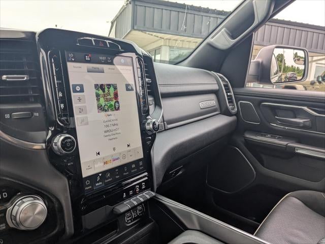 2022 RAM 1500 Laramie Crew Cab 4x4 5'7' Box