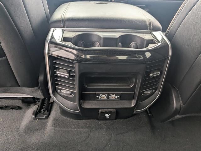 2022 RAM 1500 Laramie Crew Cab 4x4 5'7' Box