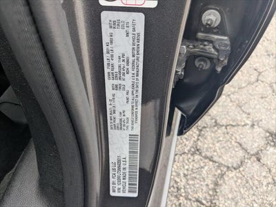 2022 RAM 1500 Laramie Crew Cab 4x4 5'7' Box