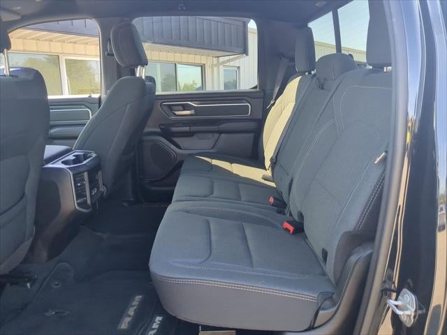 2022 RAM 1500 Big Horn Crew Cab 4x4 6'4' Box
