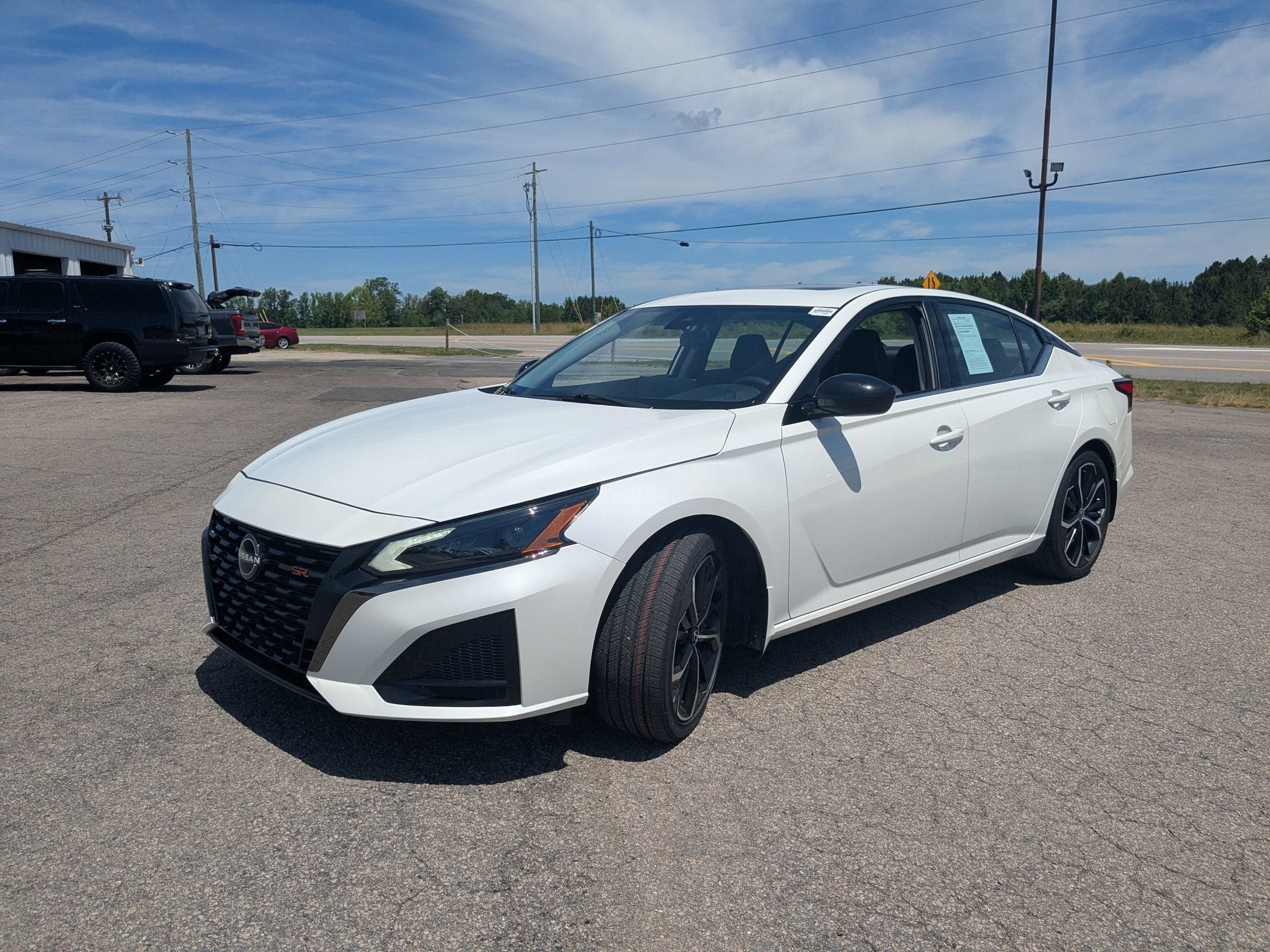 2024 Nissan Altima SR FWD