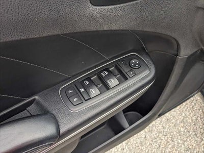 2017 Dodge Charger SXT RWD