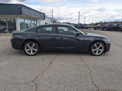 2017 Dodge Charger SXT RWD