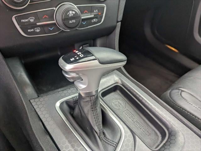 2017 Dodge Charger SXT RWD