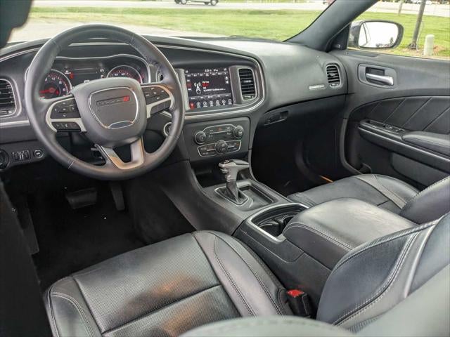2017 Dodge Charger SXT RWD
