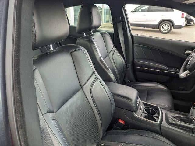 2017 Dodge Charger SXT RWD