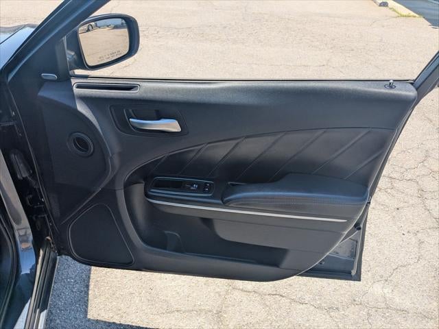2017 Dodge Charger SXT RWD