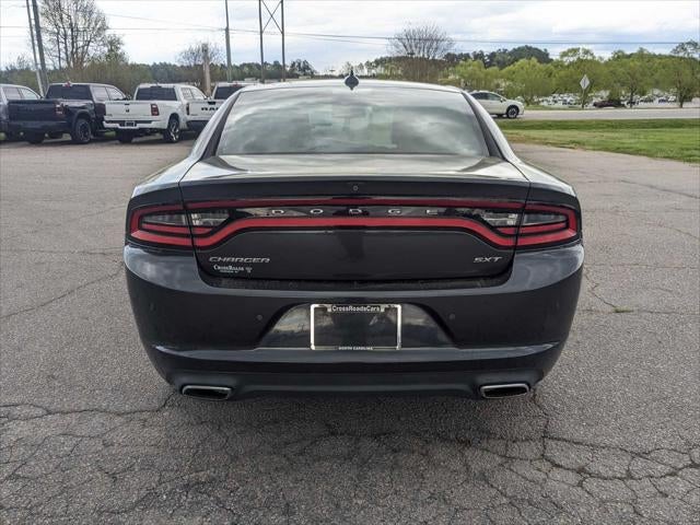 2017 Dodge Charger SXT RWD