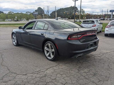 2017 Dodge Charger SXT RWD