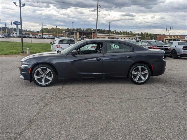 2017 Dodge Charger SXT RWD