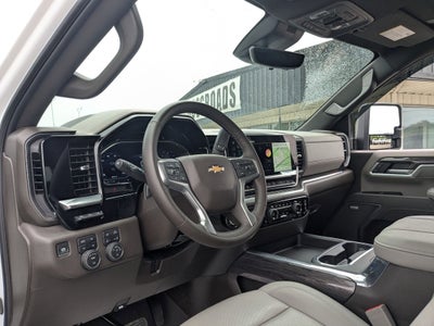 2025 Chevrolet Silverado 2500HD 4WD Crew Cab Standard Bed LTZ