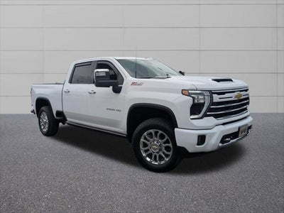 2025 Chevrolet Silverado 2500HD 4WD Crew Cab Standard Bed LTZ