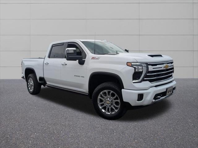 2025 Chevrolet Silverado 2500HD 4WD Crew Cab Standard Bed LTZ
