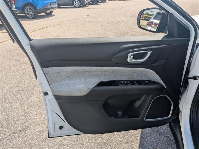 2022 Jeep Compass Latitude FWD