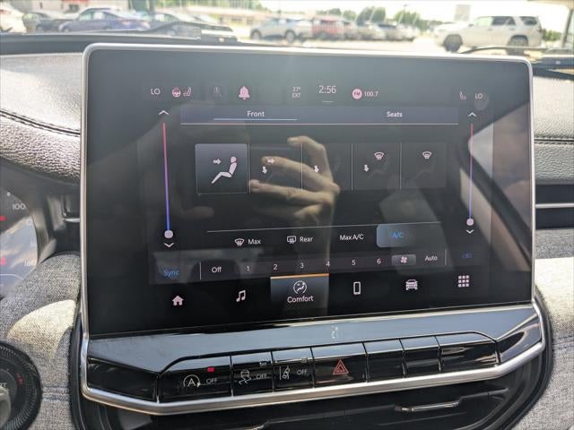 2022 Jeep Compass Latitude FWD