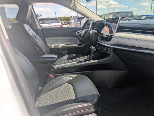 2022 Jeep Compass Latitude FWD