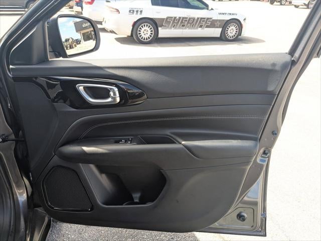2023 Jeep Compass Altitude 4x4