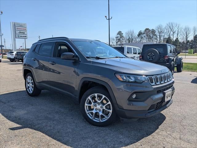 2023 Jeep Compass Latitude Lux FWD