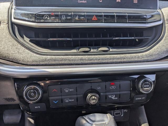 2023 Jeep Compass Latitude Lux FWD