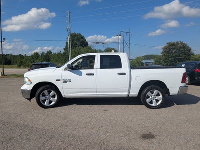 2020 RAM 1500 Classic Tradesman Crew Cab 4x2 5'7' Box