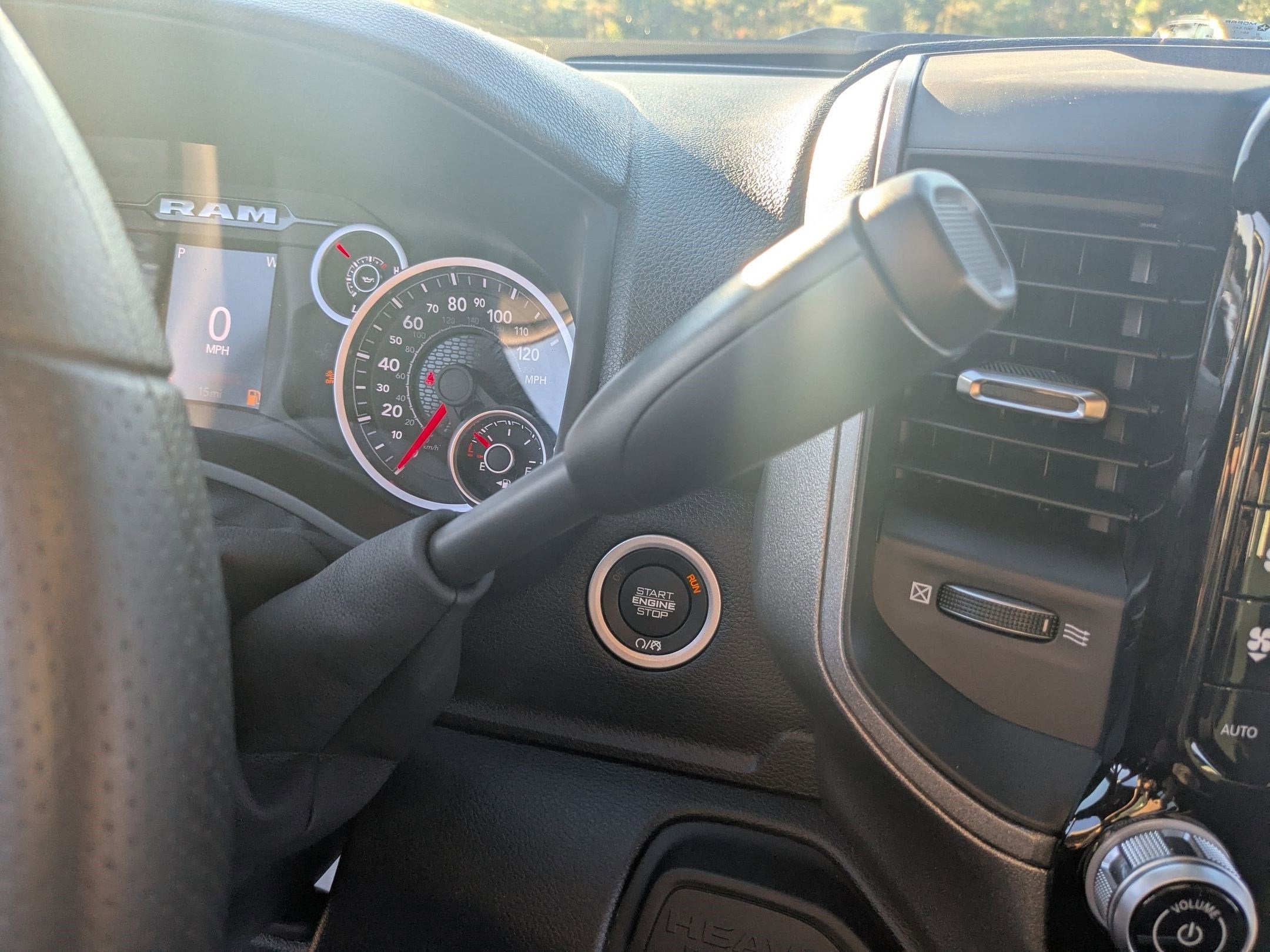 2026 RAM 2500 Tradesman Crew Cab 4x4 6'4' Box