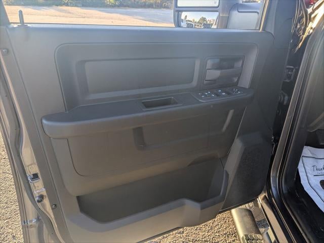 2026 RAM 2500 Tradesman Crew Cab 4x4 6'4' Box