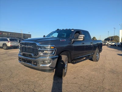 2026 RAM 2500 Tradesman Crew Cab 4x4 6'4' Box