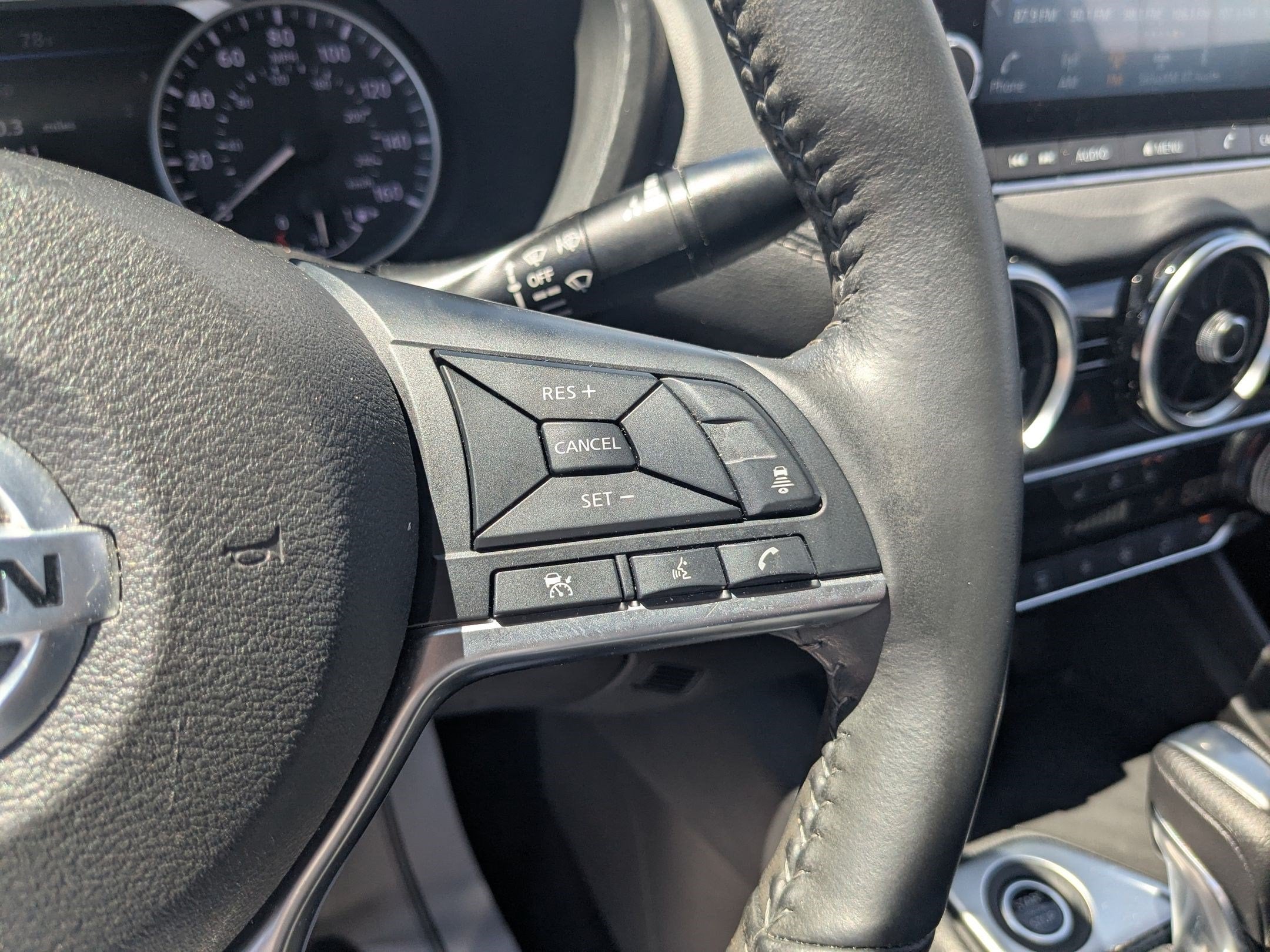 2023 Nissan Sentra SV Xtronic CVT