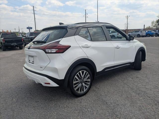 2023 Nissan Kicks SR Xtronic CVT