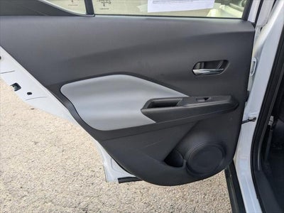 2023 Nissan Kicks SR Xtronic CVT