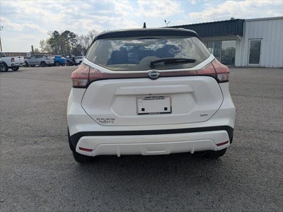 2023 Nissan Kicks SR Xtronic CVT