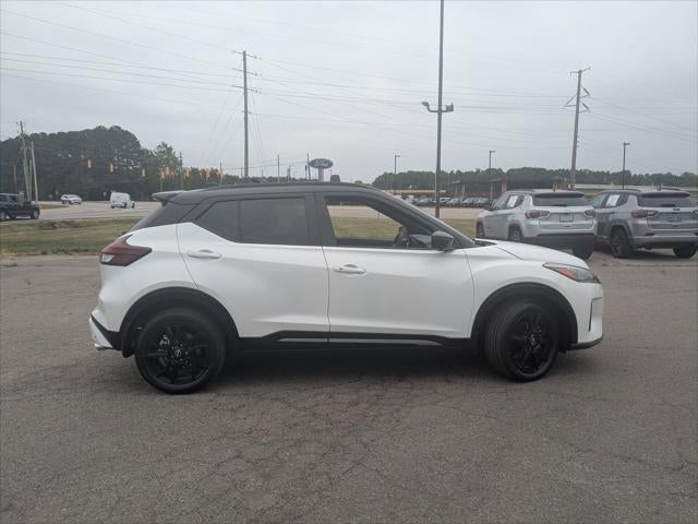 2024 Nissan Kicks SR Xtronic CVT