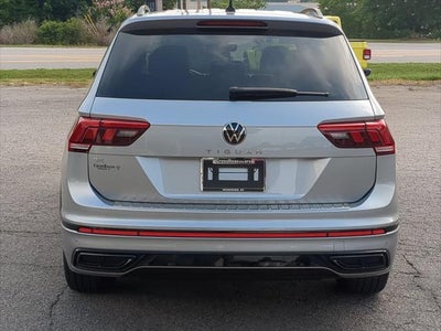 2023 Volkswagen Tiguan 2.0T SE R-Line Black