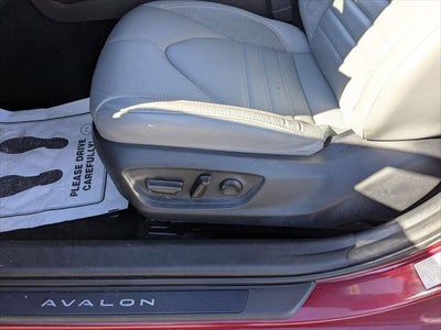 2019 Toyota Avalon XSE