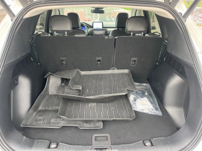 2022 Ford Escape Titanium Hybrid