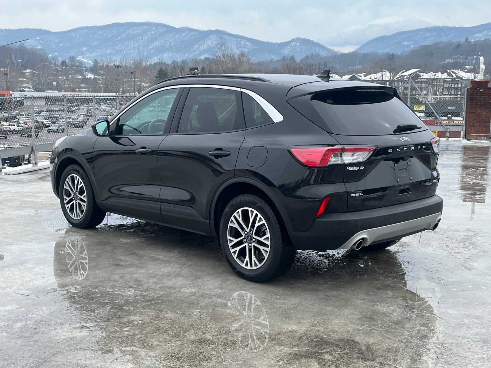 2020 Ford Escape SEL