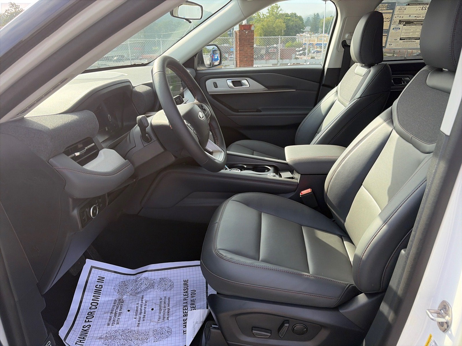 2026 Ford Explorer Active w/100A Pkg