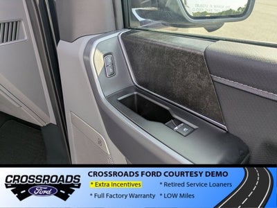 2025 Ford F-150 Lightning Flash