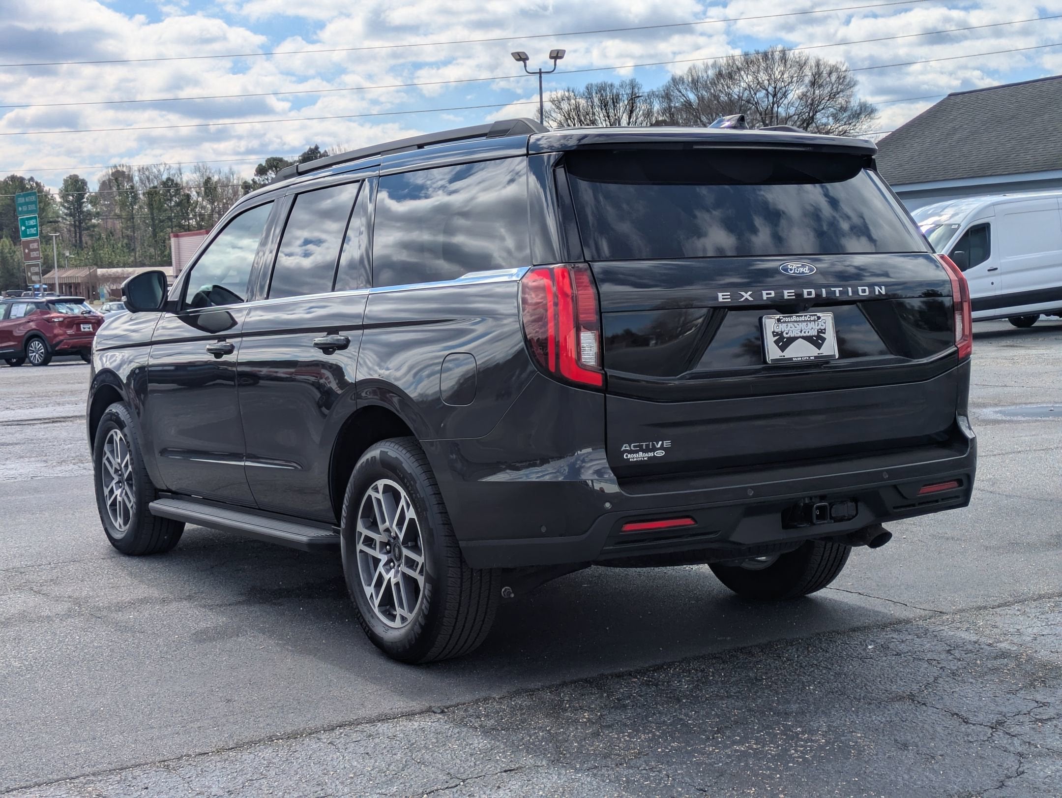 2025 Ford Expedition Active