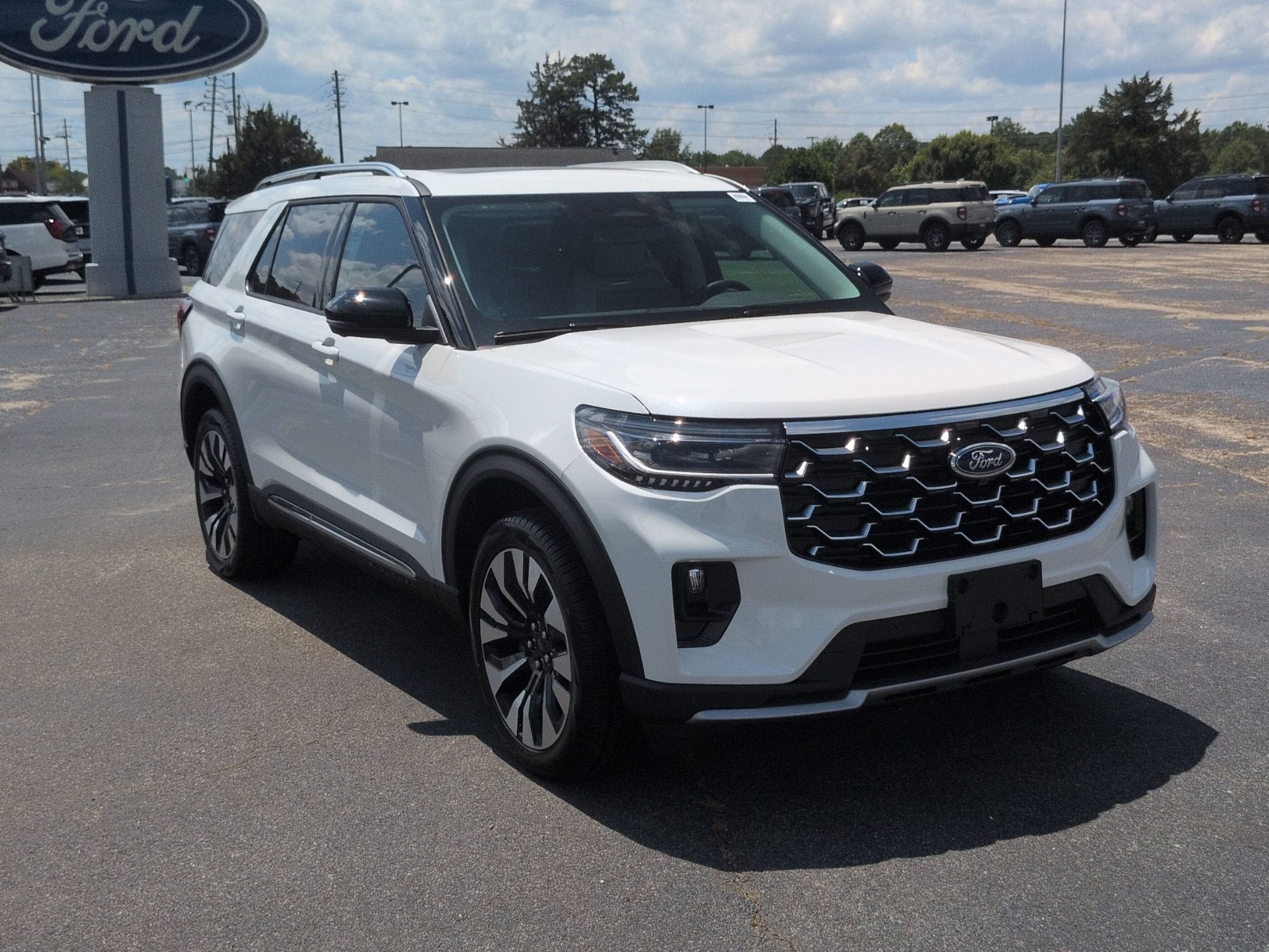 2026 Ford Explorer Platinum